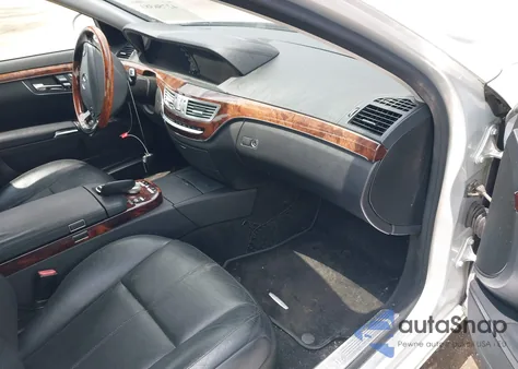 2007 Mercedes-Benz S 550 из США, поврежденный, VIN WDDNG71X07A134975